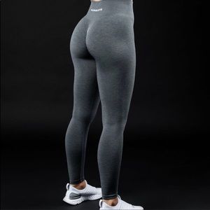 Alphalete leggings size small Marl black nwot